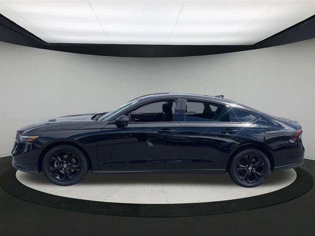 Vehicle image 7 of 35