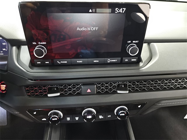 Vehicle image 21 of 36