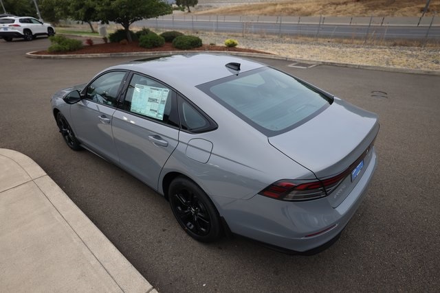 2025 Honda Accord Sedan SE Image 15 of 40