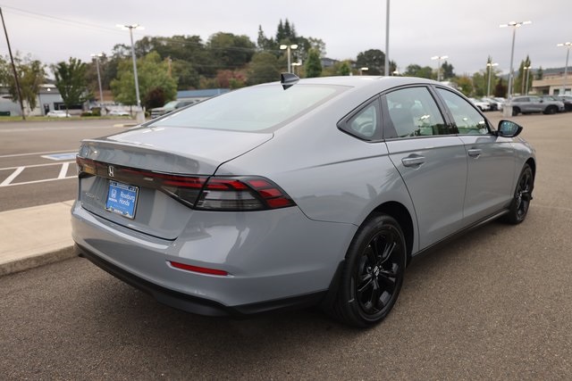2025 Honda Accord Sedan SE Image 10 of 40