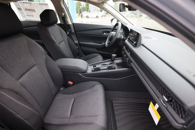 2025 Honda Accord Sedan SE Image 23 of 40