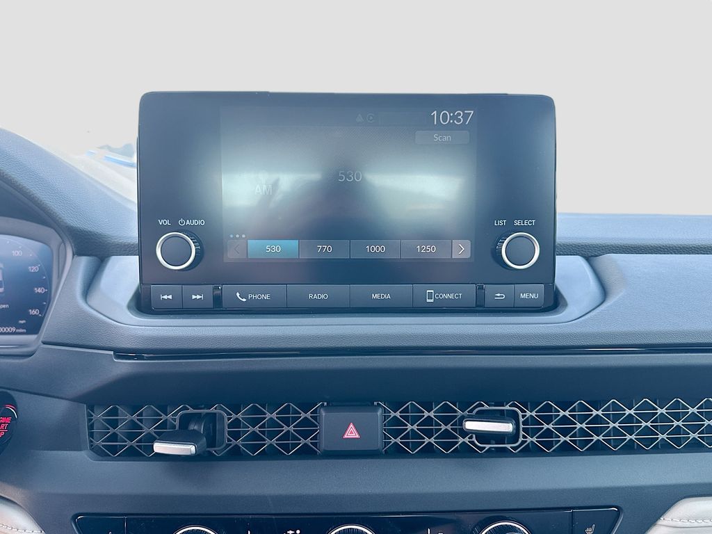 Vehicle image 11 of 23