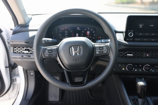 2025 Honda Accord Sedan SE Image 27 of 40