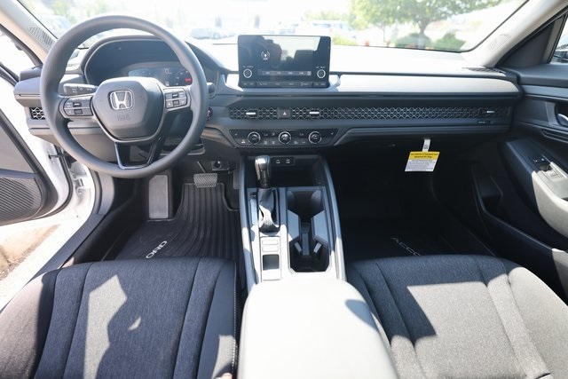 2025 Honda Accord Sedan SE Image 24 of 40
