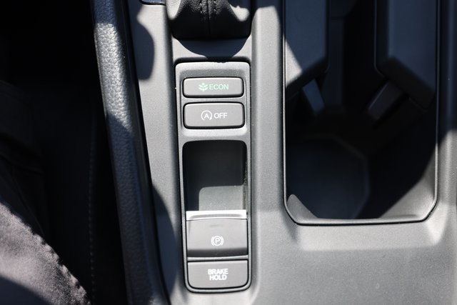 2025 Honda Accord Sedan SE Image 38 of 40