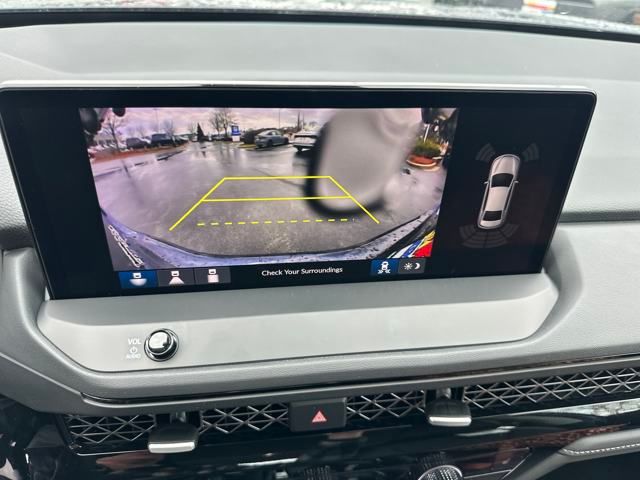 Vehicle image 29 of 35