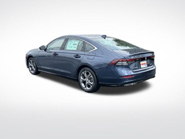 Vehicle image 7 of 35