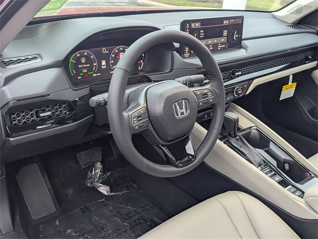 2025 Honda Accord Hybrid EX-L Image 12 of 25