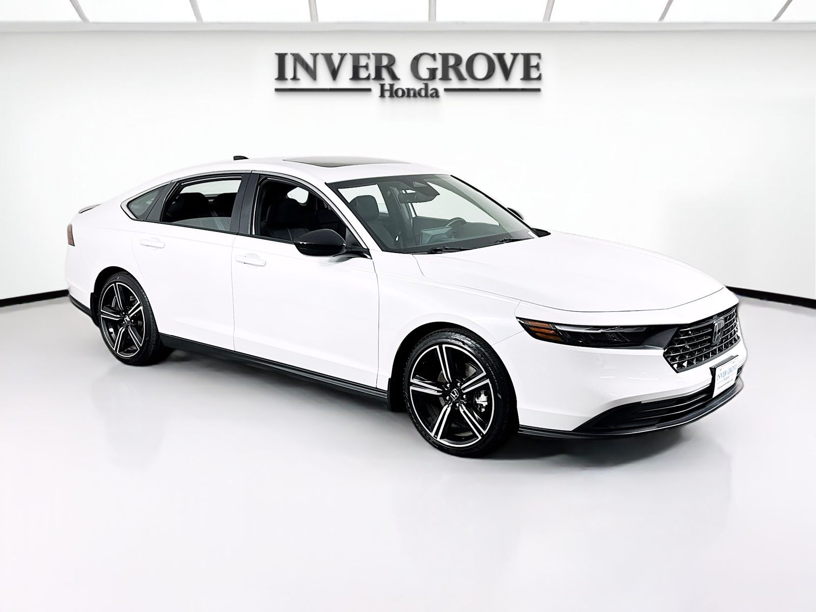 2025 Honda Accord Hybrid Sport Image 3 of 21