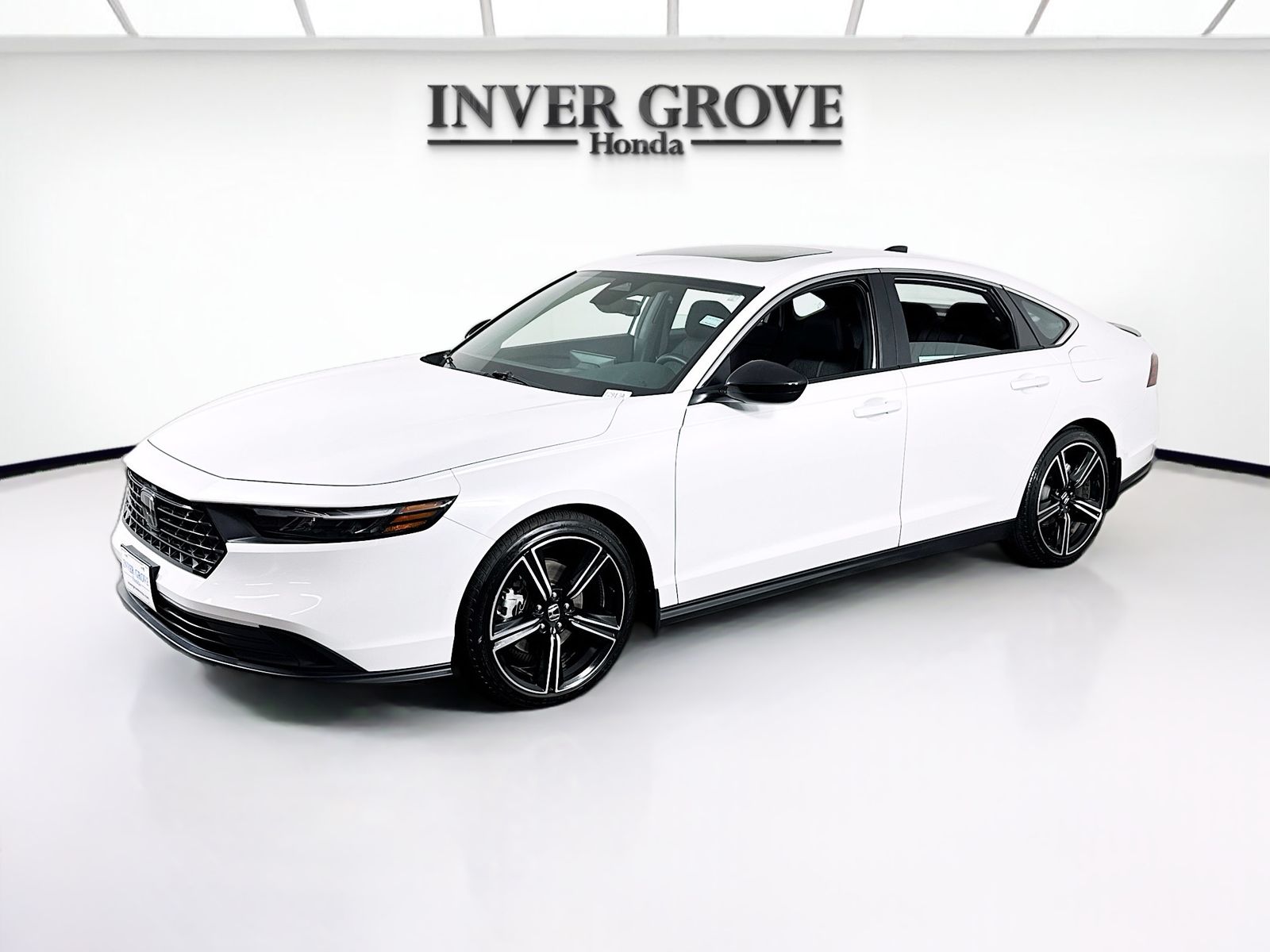 2025 Honda Accord Hybrid Sport Image 1 of 21