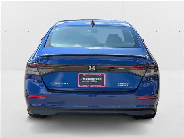 2025 Honda Accord Hybrid Sport Image 5 of 17