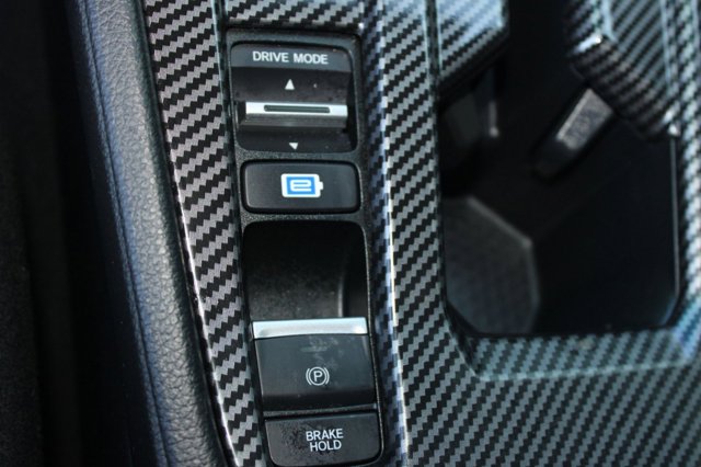 2025 Honda Accord Hybrid Sport Image 28 of 36