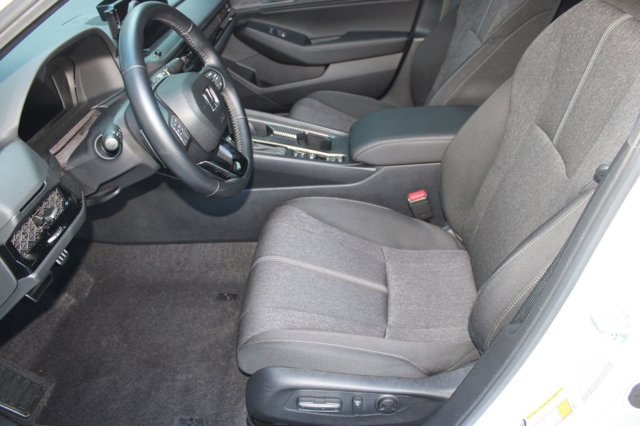 2025 Honda Accord Hybrid Sport Image 14 of 36