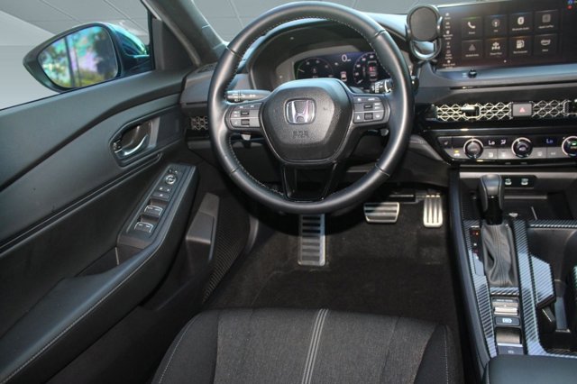 2025 Honda Accord Hybrid Sport Image 17 of 36