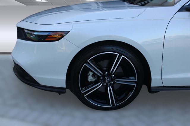 2025 Honda Accord Hybrid Sport Image 9 of 36
