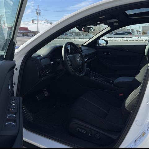 2025 Honda Accord Hybrid Sport Image 12 of 20