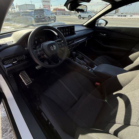 2025 Honda Accord Hybrid Sport Image 11 of 20