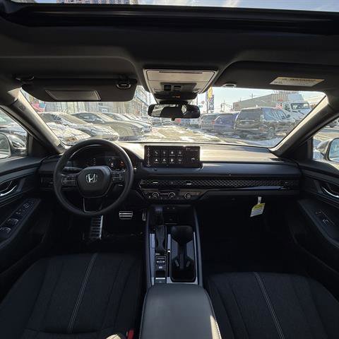 2025 Honda Accord Hybrid Sport Image 10 of 20