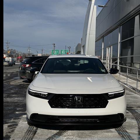 2025 Honda Accord Hybrid Sport Image 2 of 20