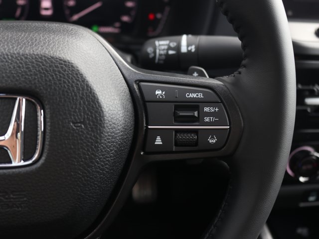 2025 Honda Accord Hybrid Sport Image 17 of 32