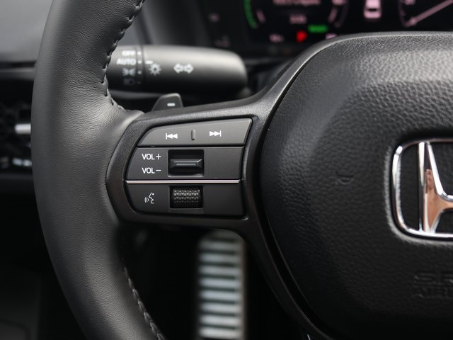 2025 Honda Accord Hybrid Sport Image 18 of 32