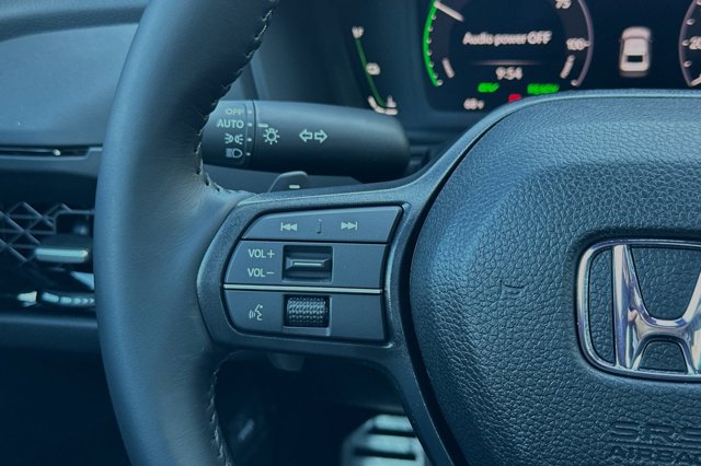 2025 Honda Accord Hybrid Sport-L Image 30 of 31