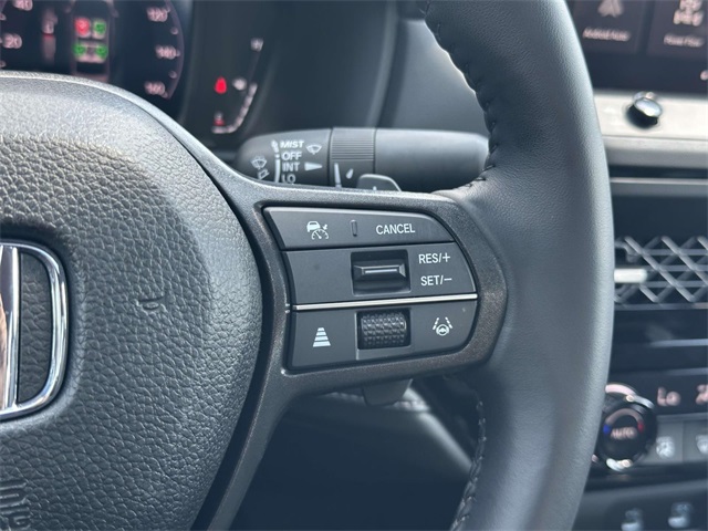 Vehicle image 20 of 25