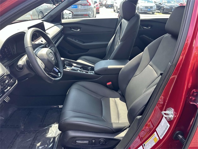 Vehicle image 7 of 25