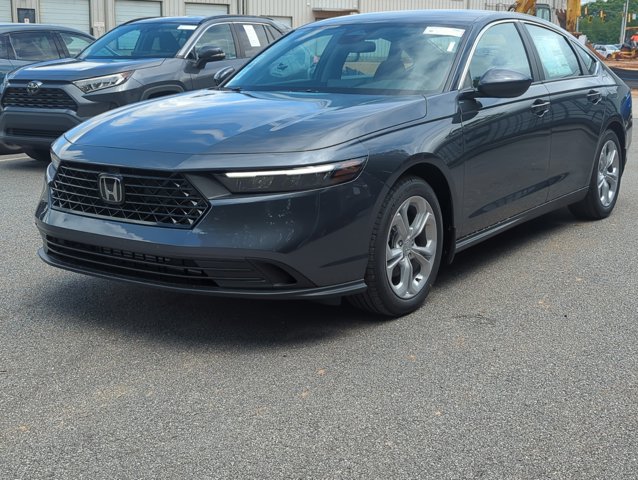 Vehicle image 1 of 28