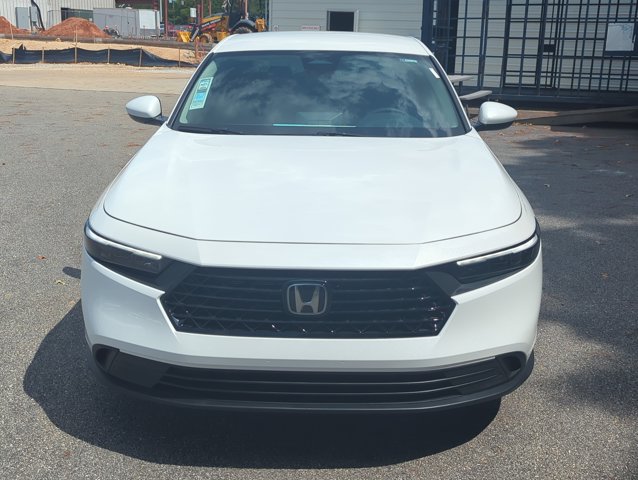 Vehicle image 3 of 29