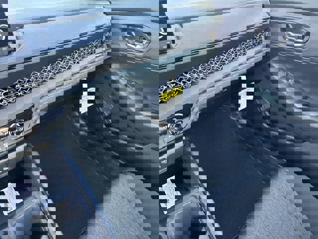 2025 Honda Accord LX Image 16 of 30