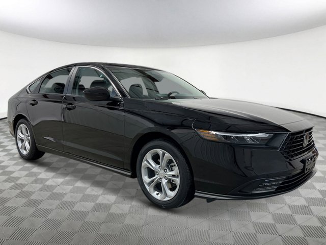 2025 Honda Accord LX Image 5 of 26