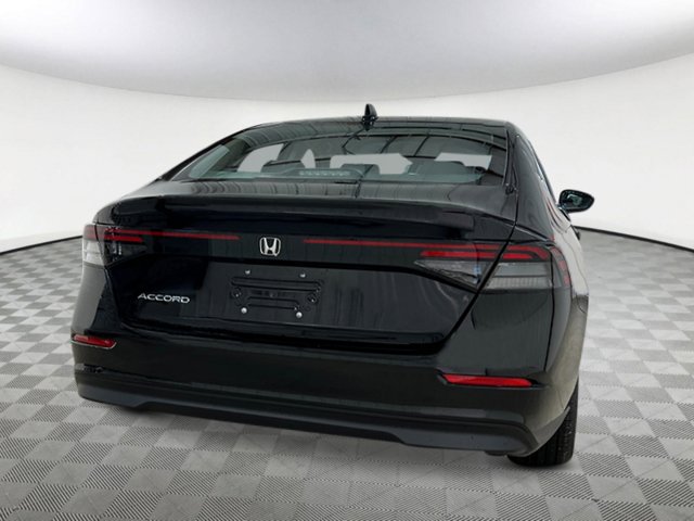 2025 Honda Accord LX Image 7 of 26