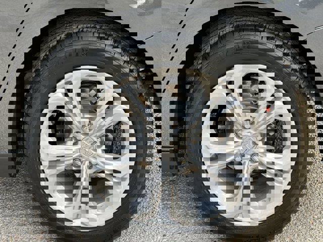 2025 Honda Accord LX Image 12 of 30