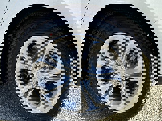 2025 Honda Accord LX Image 13 of 28