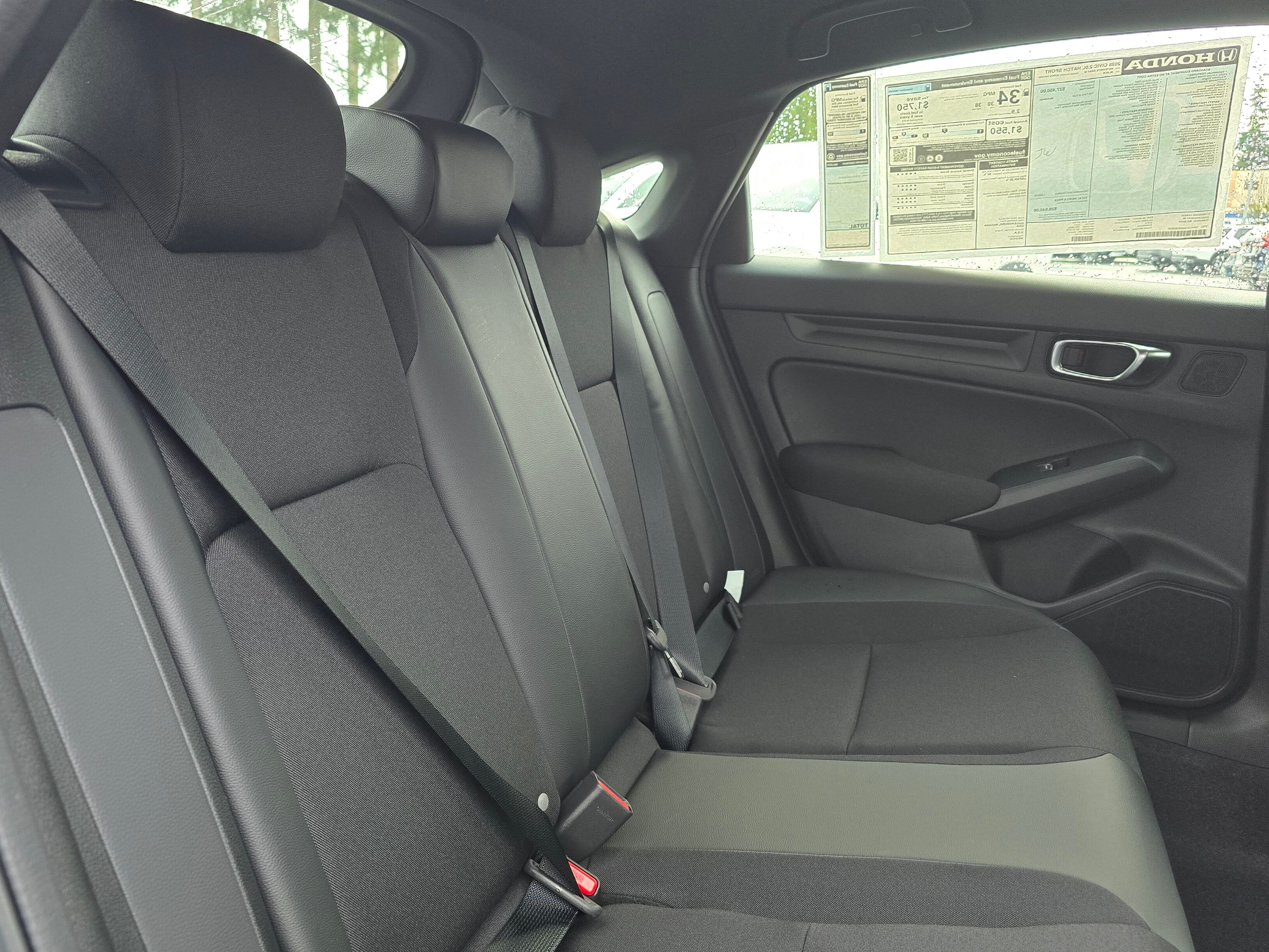 Vehicle image 17 of 29