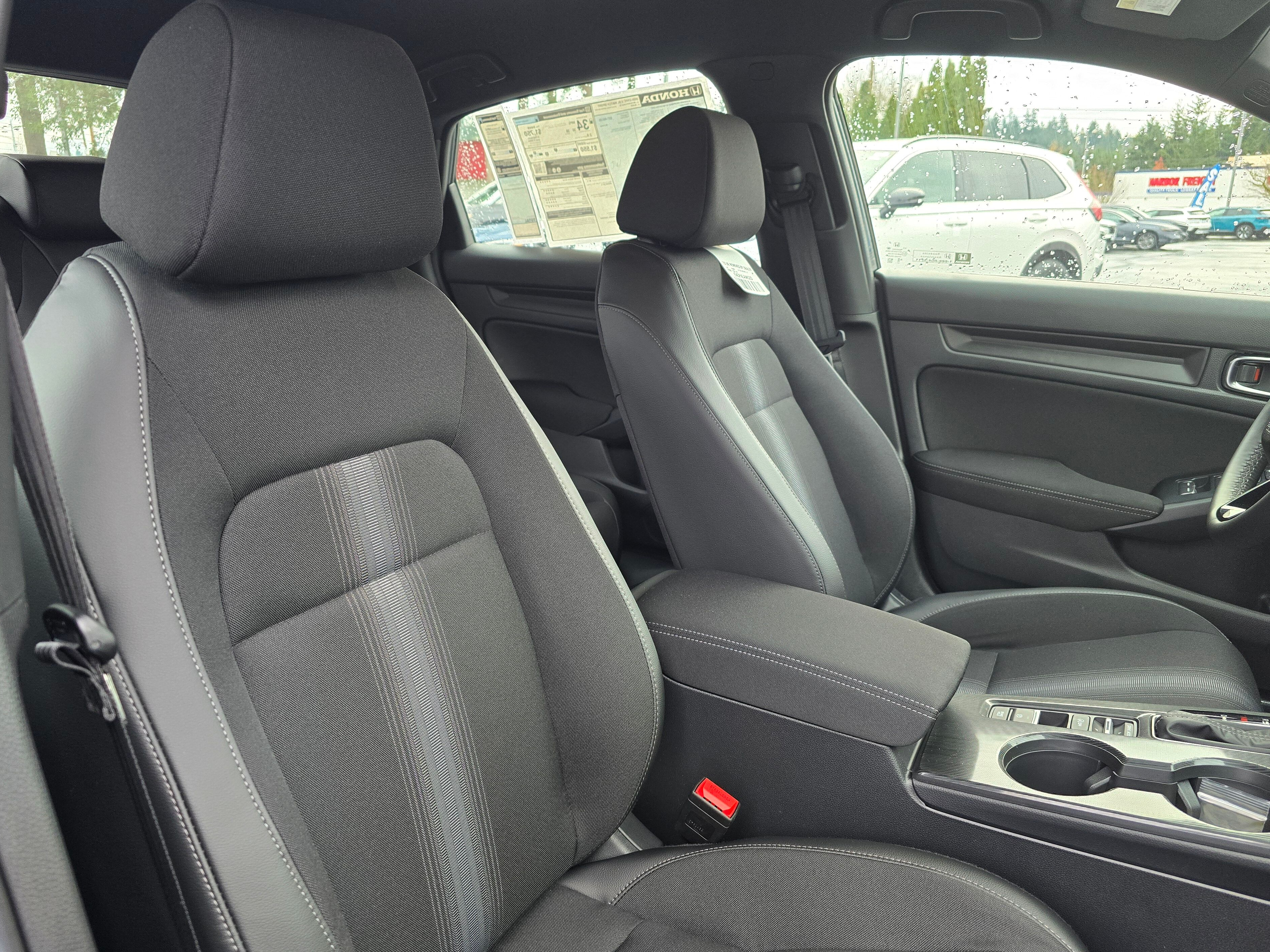 Vehicle image 19 of 29