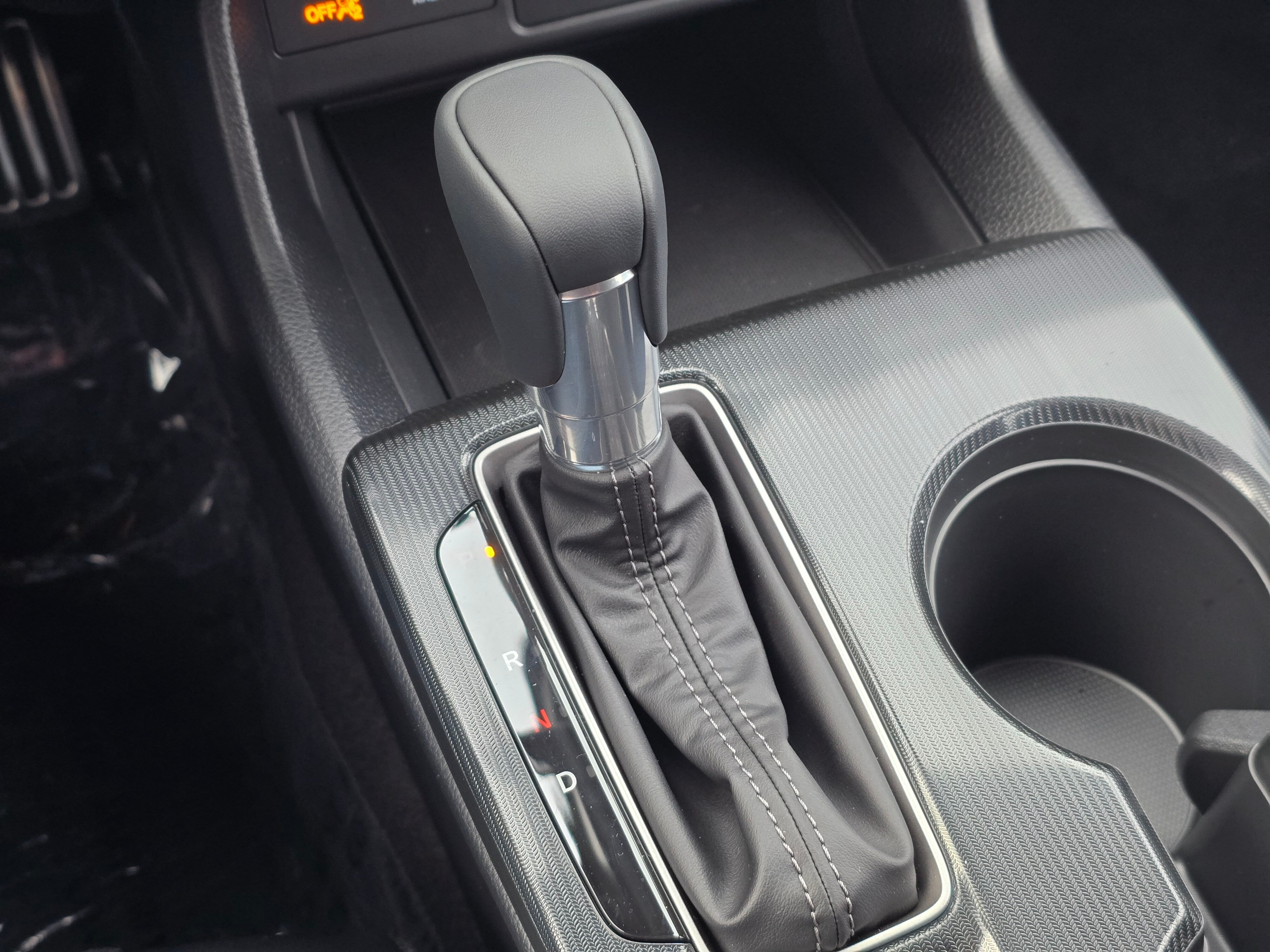 Vehicle image 24 of 29