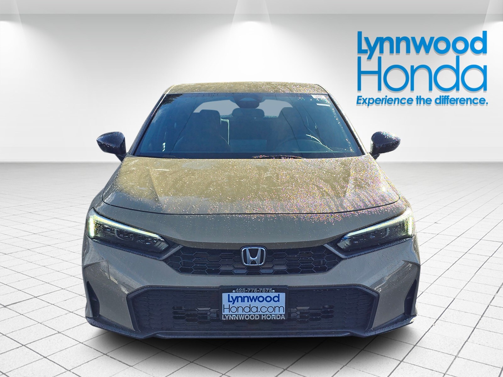 Vehicle image 4 of 32