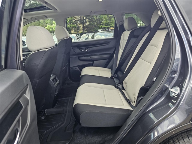 Vehicle image 8 of 22