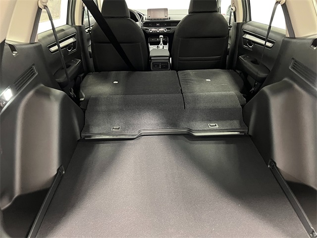 Vehicle image 31 of 34