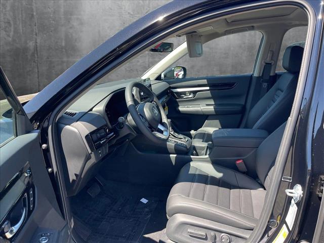 Vehicle image 10 of 15