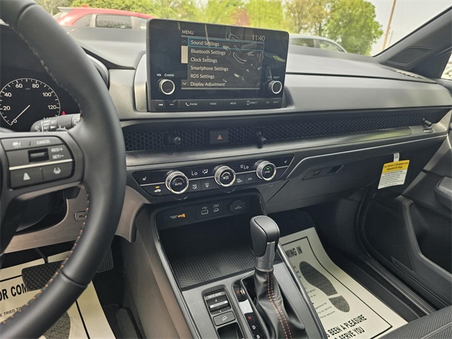 Vehicle image 21 of 22