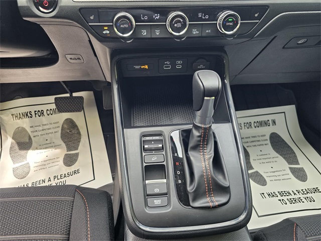 Vehicle image 19 of 22