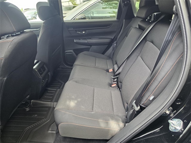 Vehicle image 9 of 22