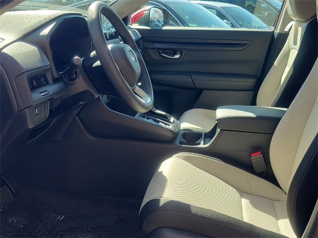 Vehicle image 10 of 16