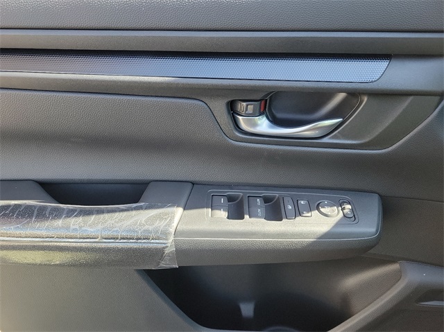 Vehicle image 9 of 16