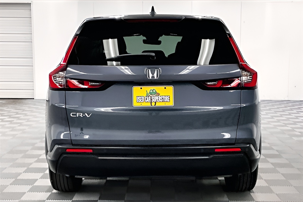 Vehicle image 41 of 42