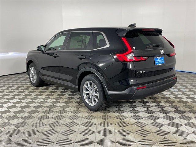 Vehicle image 4 of 7