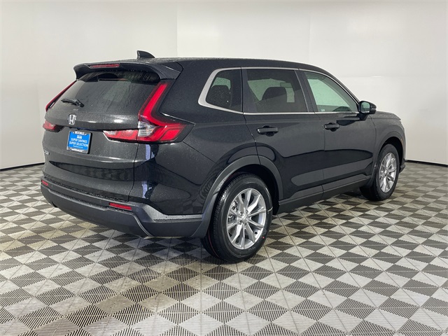Vehicle image 3 of 7